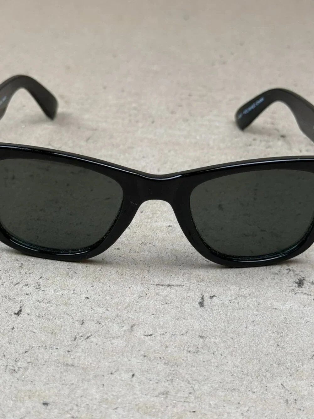 Men's Sunglasses Hand Polished Black Frames 090-01-8108 Minor scratches